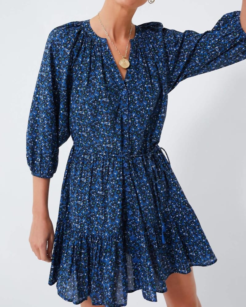 Front of a model wearing a size L Mini Mitte Dress in Spagliato Floral Blue in Spagliato Floral Blue by Apiece Apart. | dia_product_style_image_id:346377